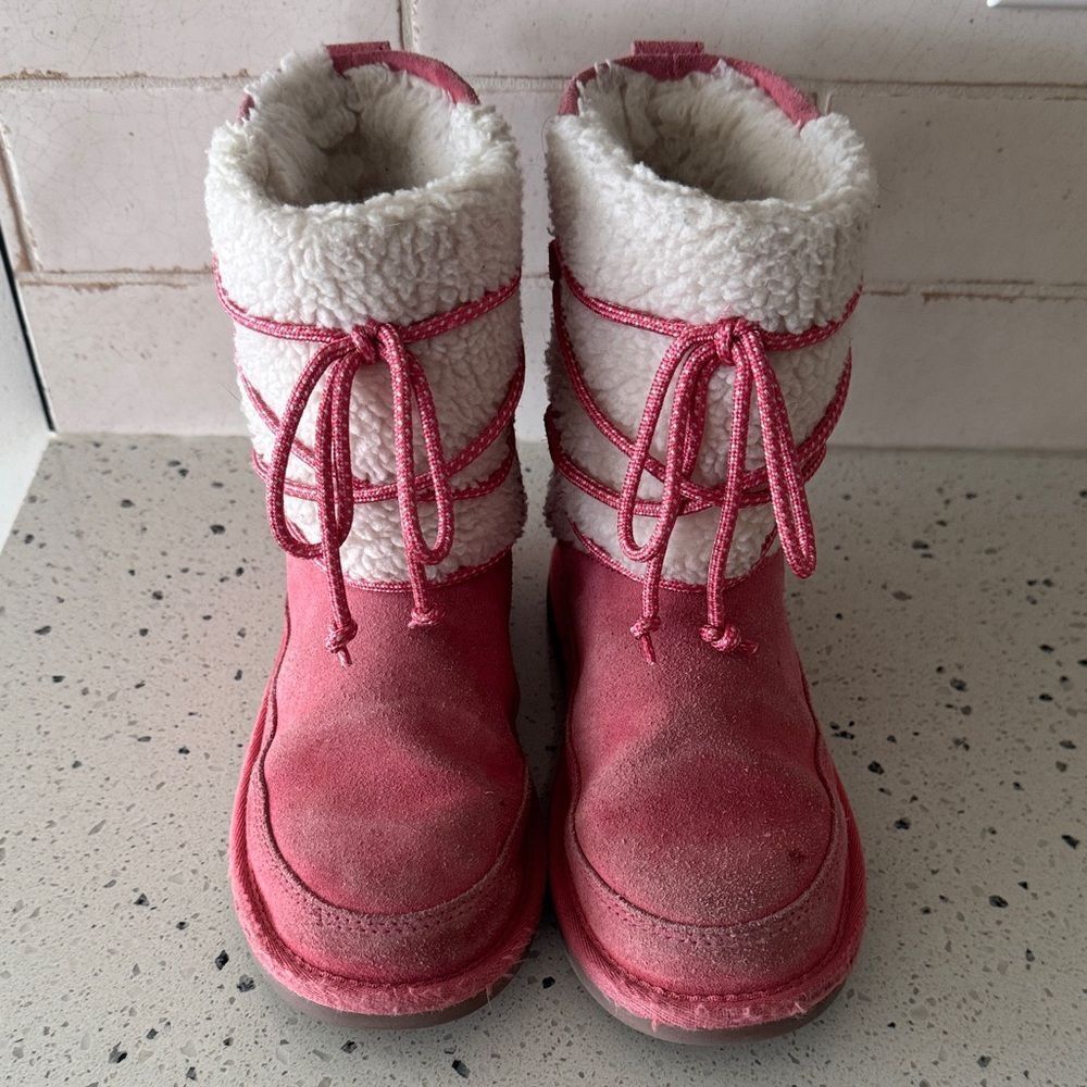 Koolaburra by UGG Suede Leather Pink Cream Warm Cozy Lined Girls Boots Size 2